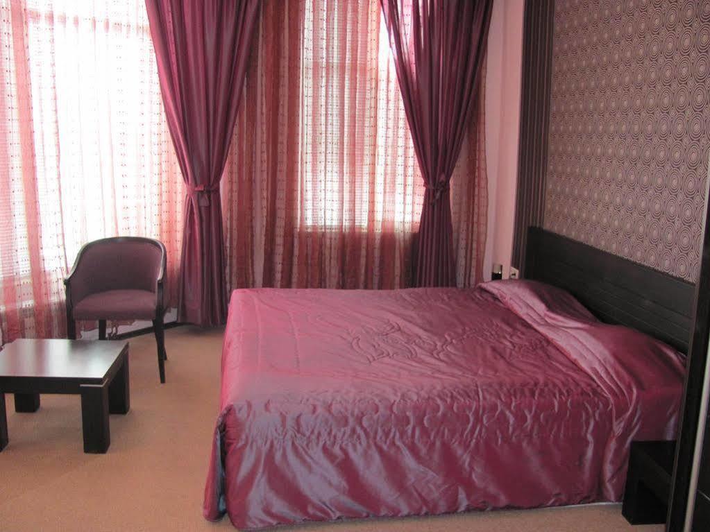 Hotel Ezeroto Stara Zagora Exterior photo