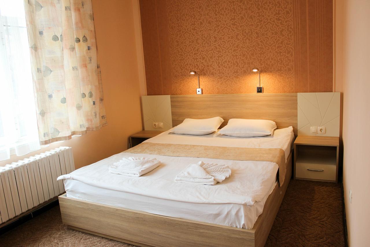 Hotel Ezeroto Stara Zagora Exterior photo